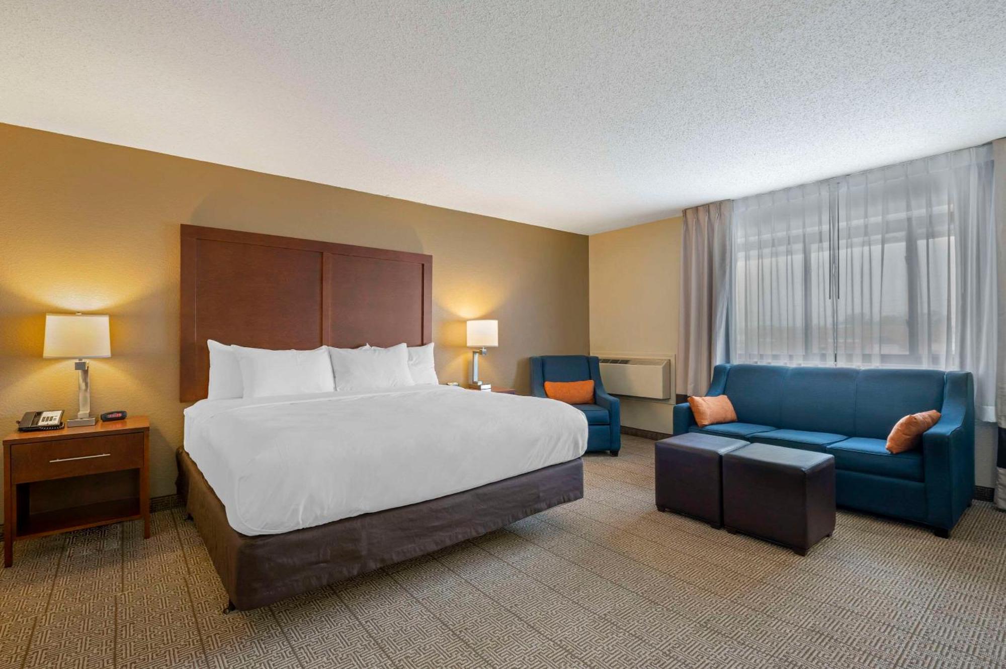 Comfort Inn & Suites North At The Pyramids Indianapolis Eksteriør bilde