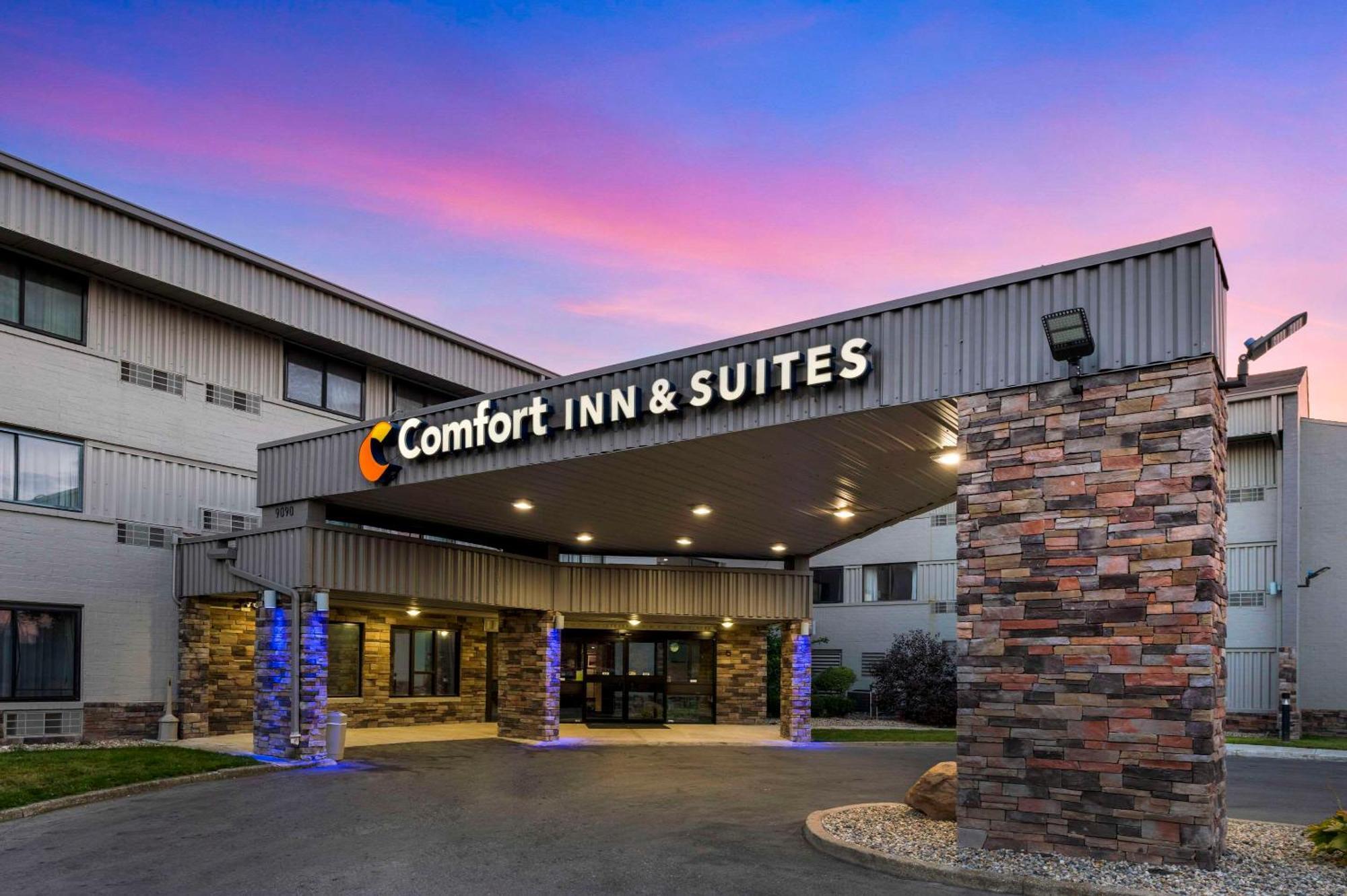 Comfort Inn & Suites North At The Pyramids Indianapolis Eksteriør bilde